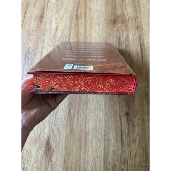 Goldsboro Signed Special Edition Six Wild Crowns By Holly Race - Picture 5 of 7